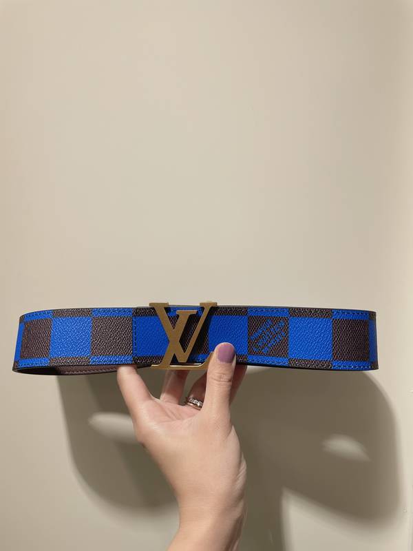 Louis Vuitton 40MM Belt LVB00341